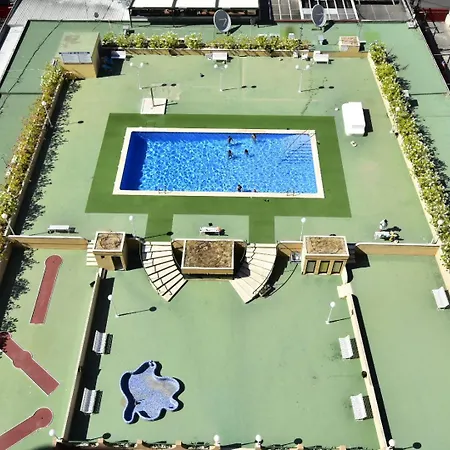Modern And Stylish 베니돔